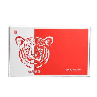 Cajas de correo de papel ondulado artesanal con logotipo personalizado UV Advantage y forro de esponja para embalaje de regalos de vino